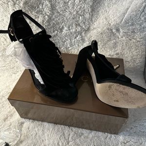 Black suede Gucci sandal